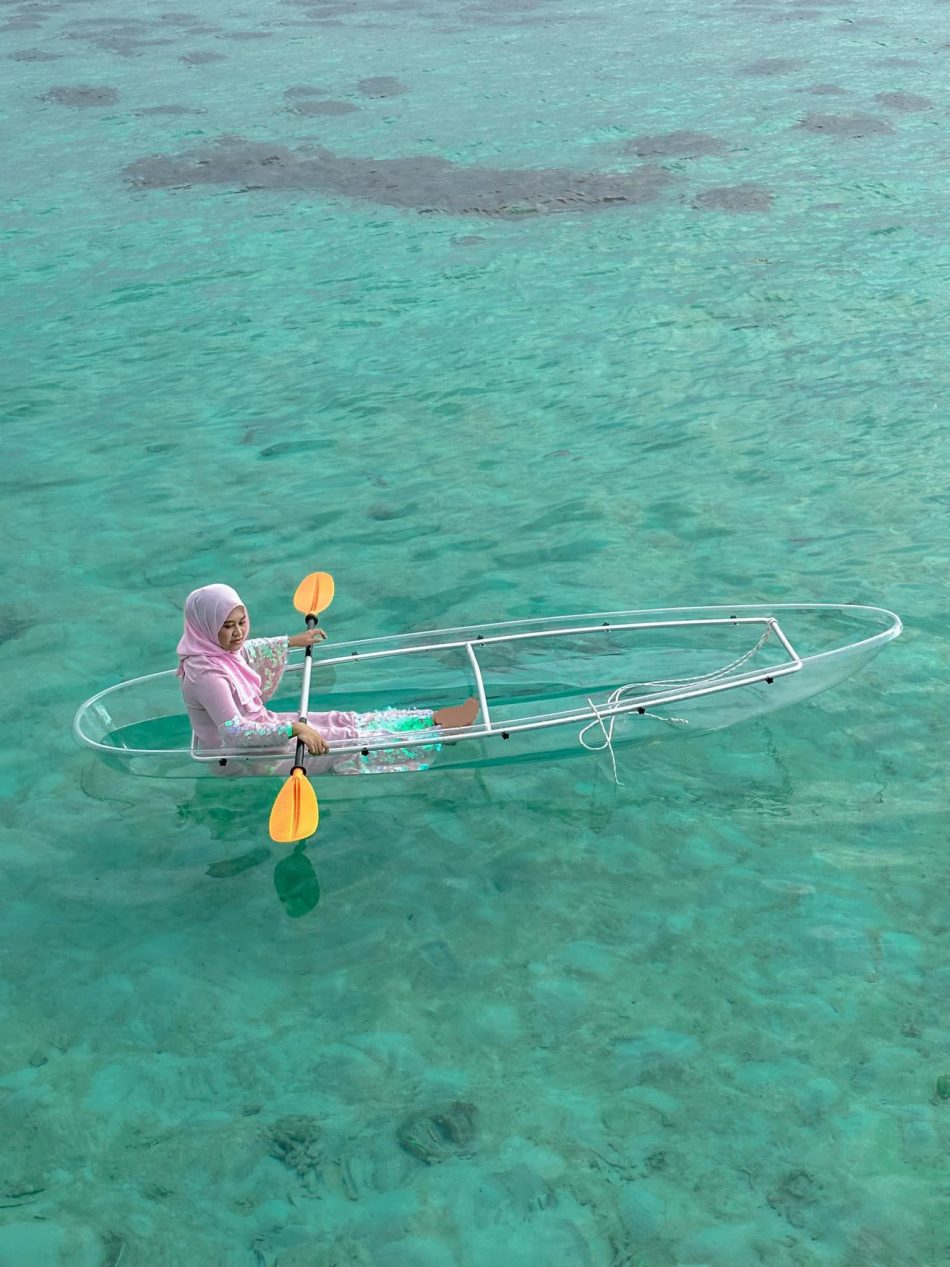Transparent Kayak – RM50/hour